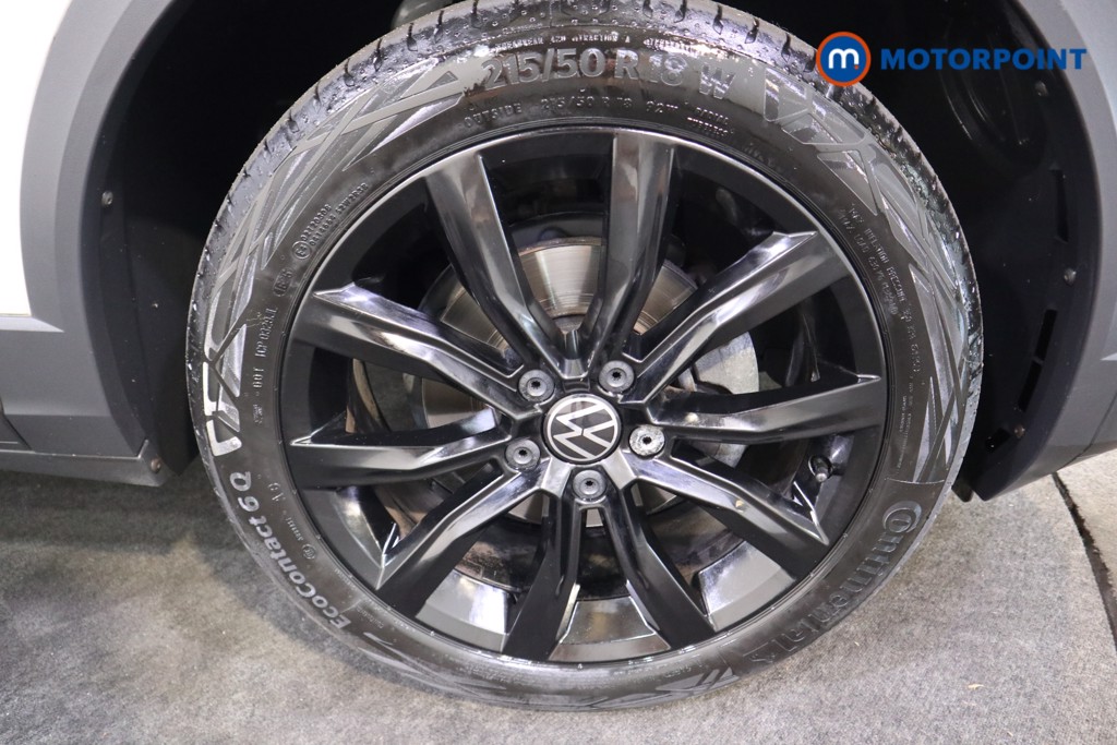 Volkswagen T-Roc Black Edition Manual Petrol SUV - Stock Number (1567814) - 16th supplementary image