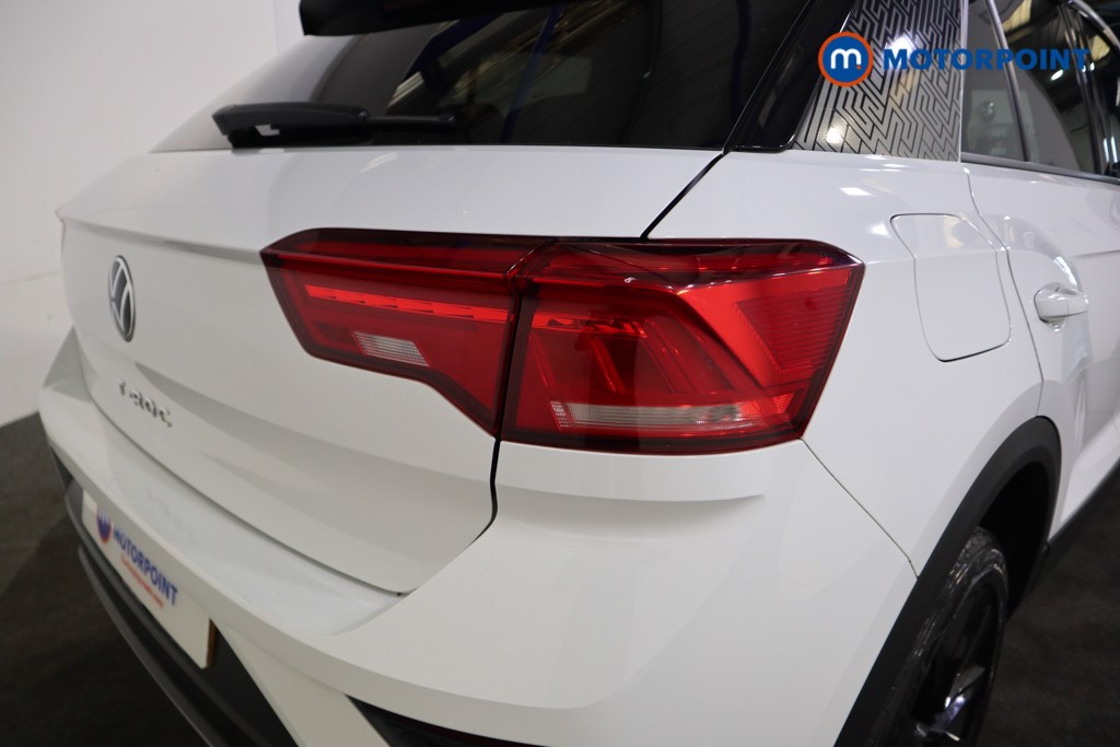 Volkswagen T-Roc Black Edition Manual Petrol SUV - Stock Number (1567814) - 21st supplementary image
