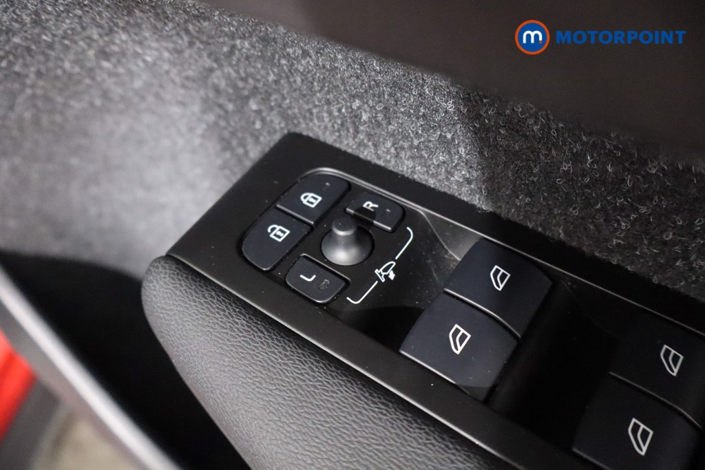 Volvo Xc40 R Design Automatic Petrol SUV - Stock Number (1568289) - 22nd supplementary image