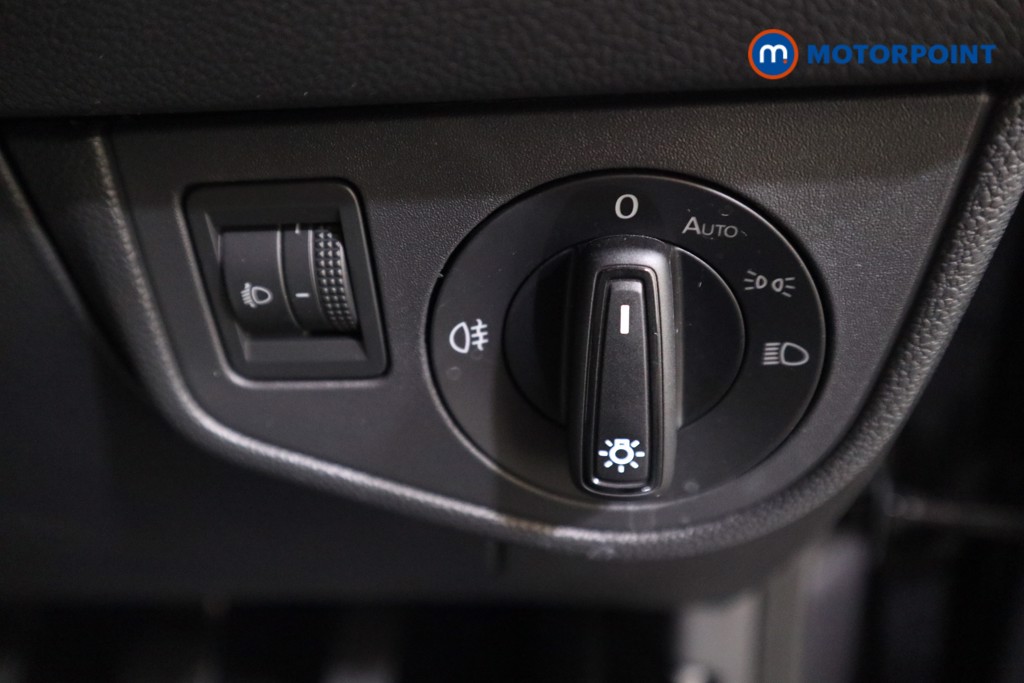 Volkswagen Polo Match Manual Petrol Hatchback - Stock Number (1569206) - 9th supplementary image