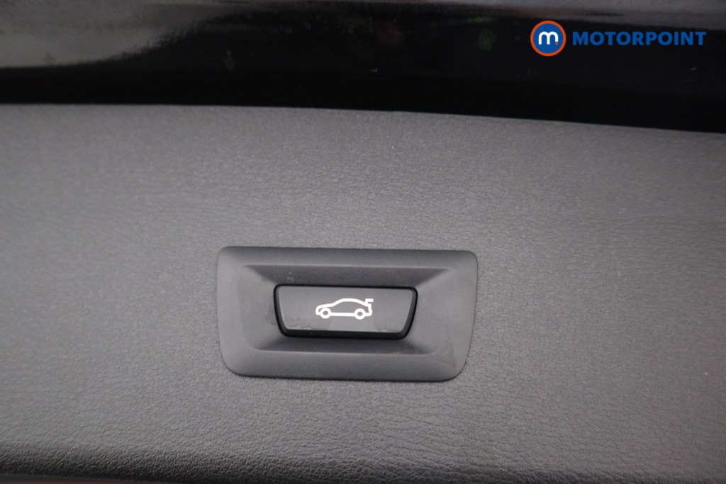BMW X1 Xline Automatic Petrol SUV - Stock Number (1569308) - 16th supplementary image