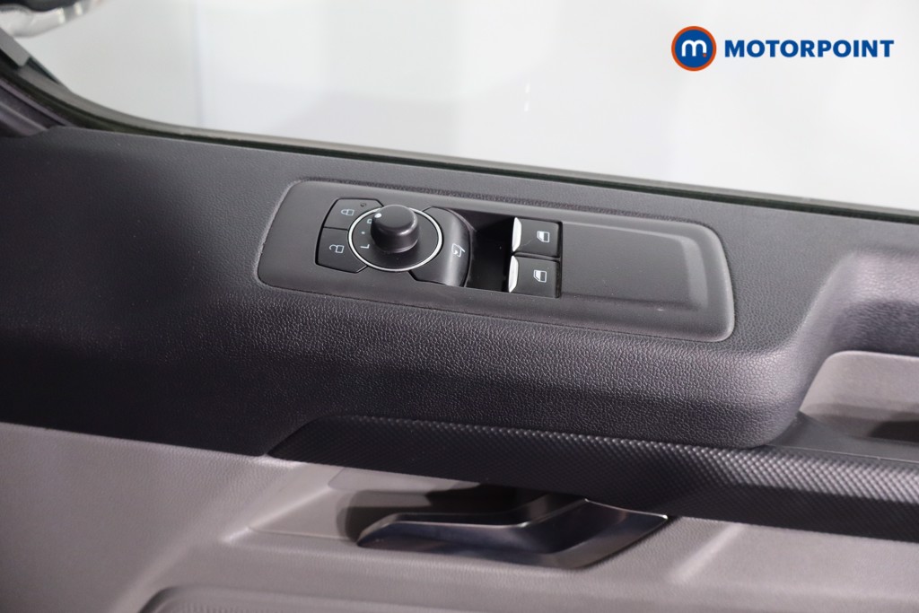 Ford Transit Custom Limited Manual Diesel Panel Van - Stock Number (1569966) - 20th supplementary image