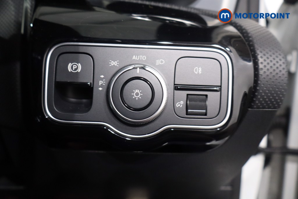 Mercedes-Benz A Class Amg Line Automatic Diesel Hatchback - Stock Number (1571686) - 20th supplementary image