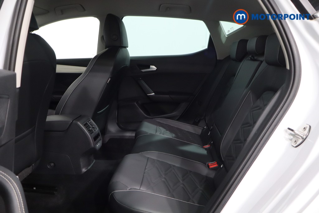 Seat Leon Xcellence Lux Automatic Petrol Hatchback - Stock Number (1572356) - 5th supplementary image