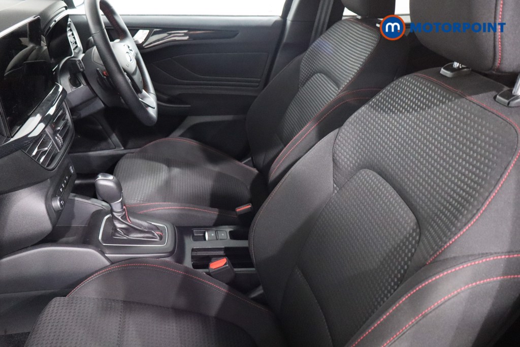Ford Focus St-Line Automatic Petrol-Electric Hybrid Hatchback - Stock Number (1572456) - 4th supplementary image