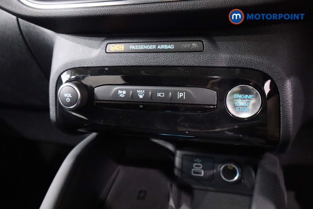 Ford Kuga Titanium Automatic Petrol Plug-In Hybrid SUV - Stock Number (1572524) - 14th supplementary image