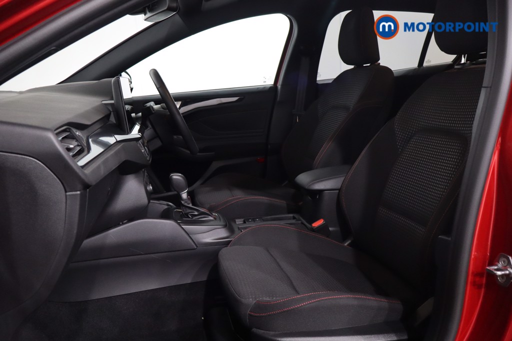 Ford Focus St-Line Automatic Petrol-Electric Hybrid Estate - Stock Number (1572526) - 4th supplementary image