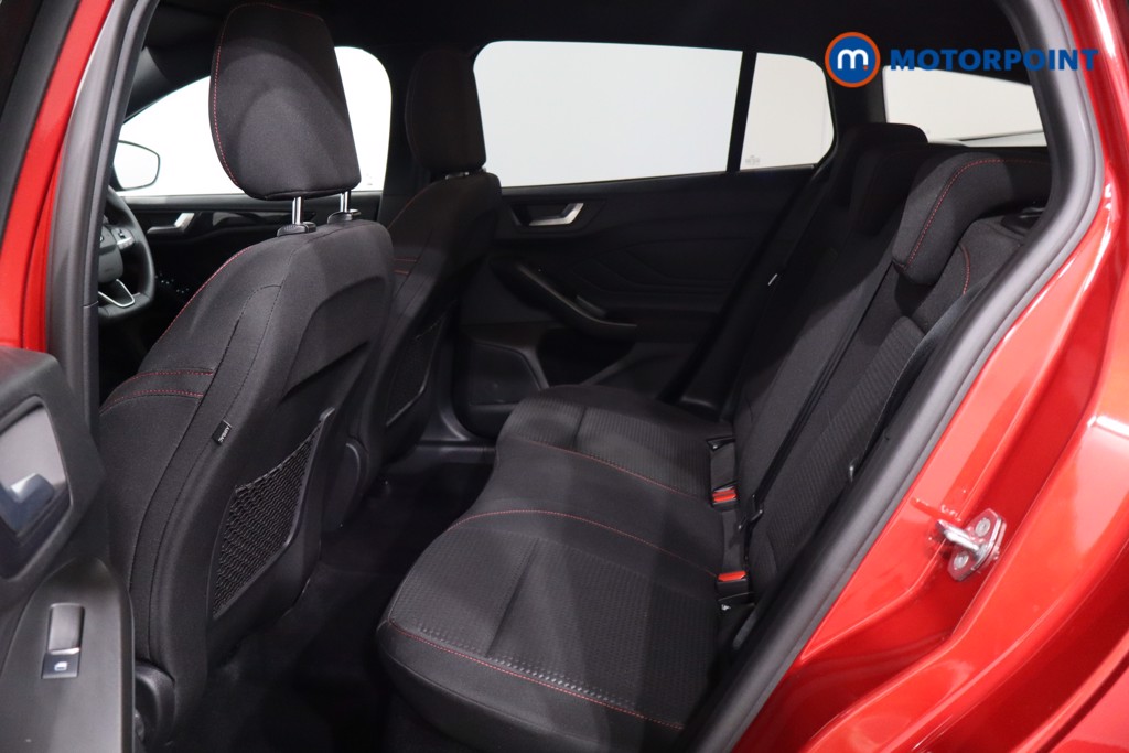 Ford Focus St-Line Automatic Petrol-Electric Hybrid Estate - Stock Number (1572526) - 5th supplementary image