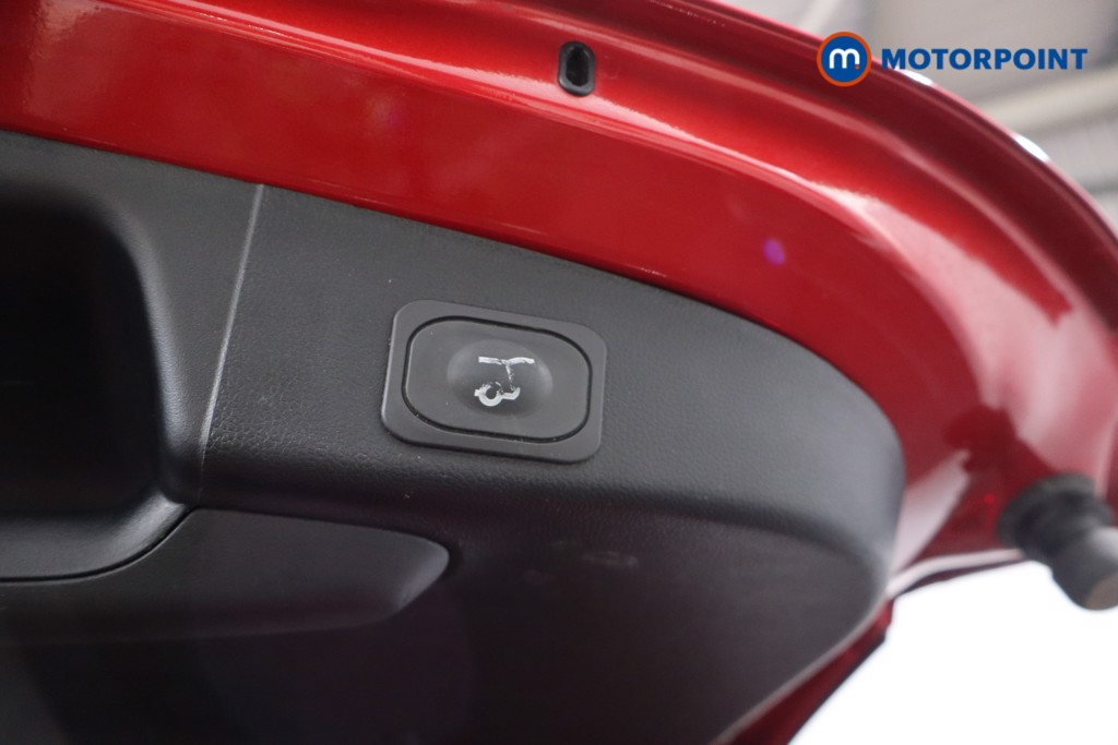 Ford Focus St-Line Automatic Petrol-Electric Hybrid Estate - Stock Number (1572526) - 22nd supplementary image