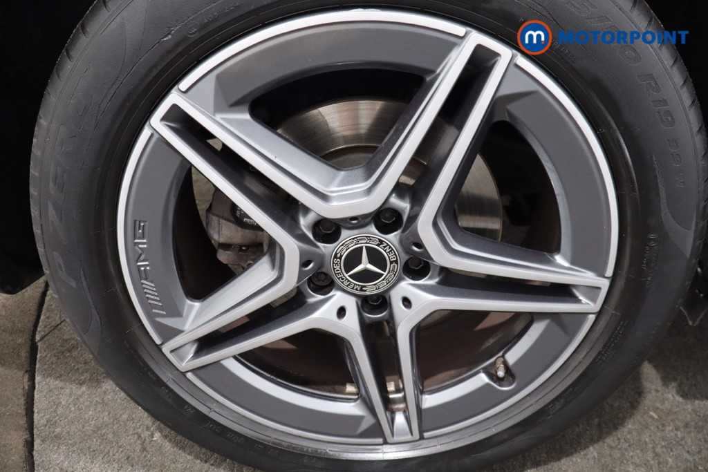 Mercedes-Benz GLB Amg Line Automatic Petrol SUV - Stock Number (1567898) - 11th supplementary image