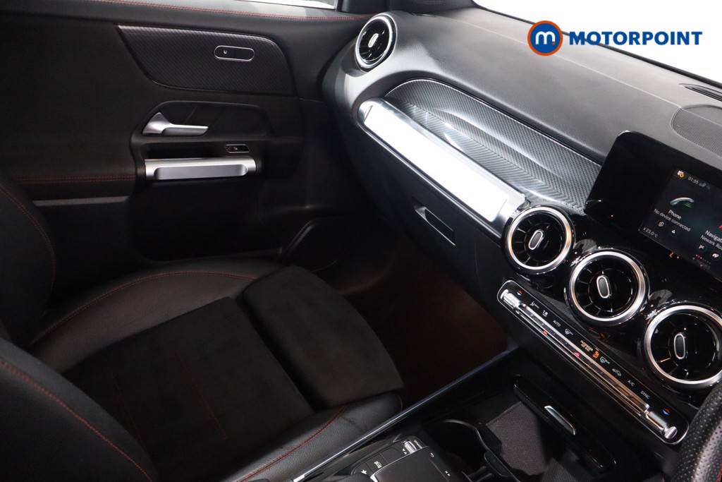 Mercedes-Benz GLB Amg Line Automatic Petrol SUV - Stock Number (1567898) - 16th supplementary image