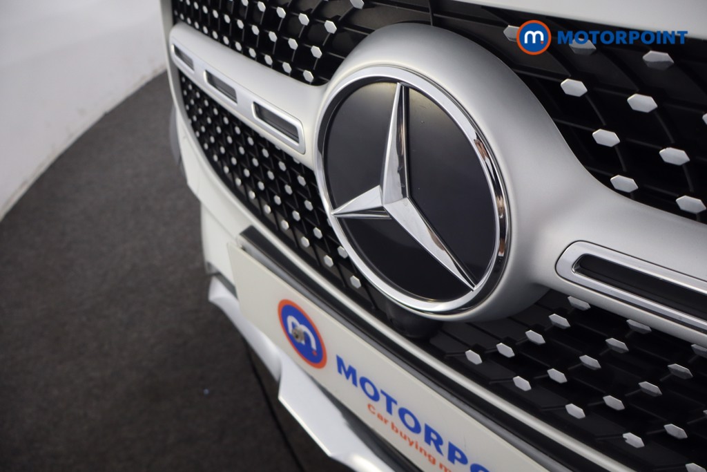 Mercedes-Benz GLB Amg Line Automatic Petrol SUV - Stock Number (1567898) - 28th supplementary image