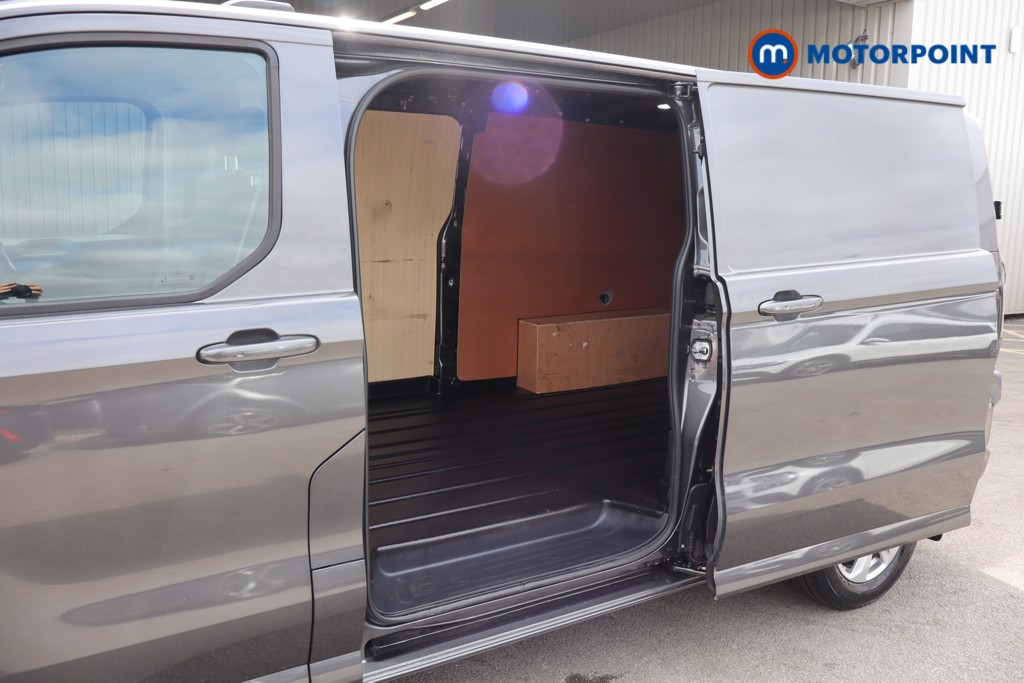 Ford Transit Custom Limited Manual Diesel Panel Van - Stock Number (1569964) - 6th supplementary image
