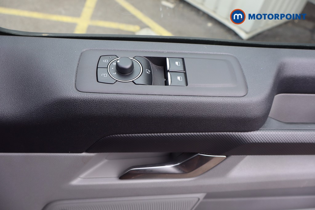 Ford Transit Custom Limited Manual Diesel Panel Van - Stock Number (1569964) - 22nd supplementary image
