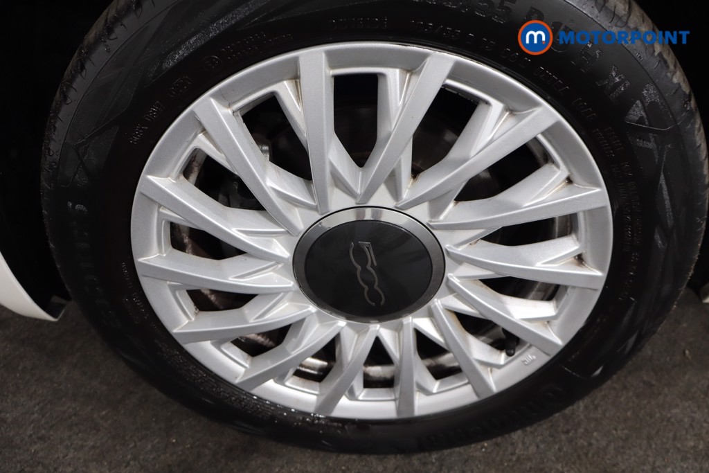 Fiat 500 Lounge Manual Petrol-Electric Hybrid Hatchback - Stock Number (1570248) - 11th supplementary image