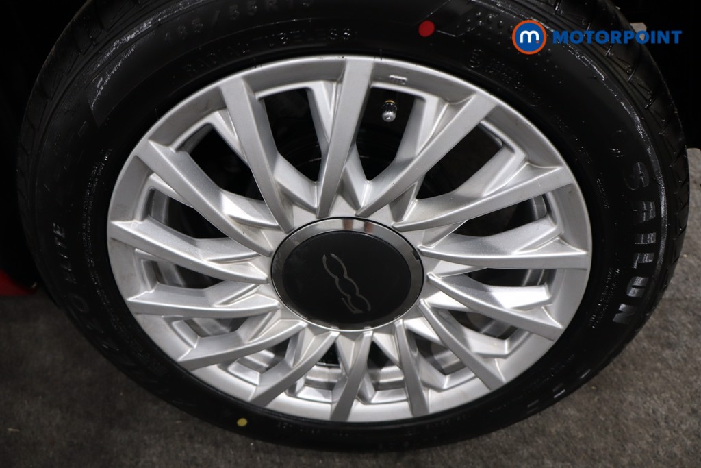 Fiat 500 Dolcevita Manual Petrol-Electric Hybrid Hatchback - Stock Number (1570957) - 12th supplementary image