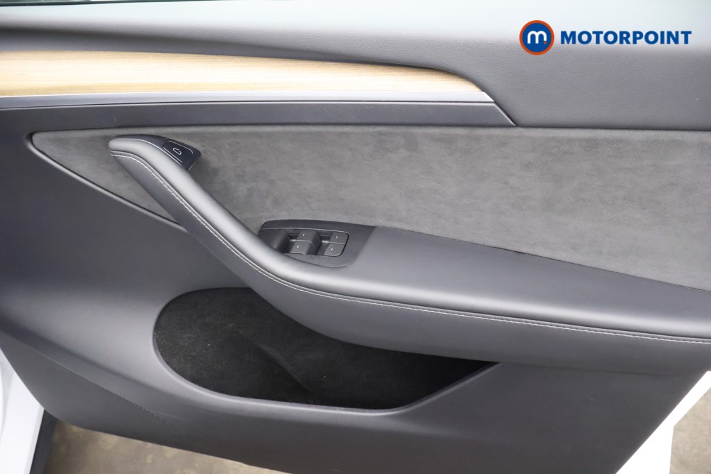 Tesla Model Y Long Range Automatic Electric SUV - Stock Number (1559356) - 8th supplementary image