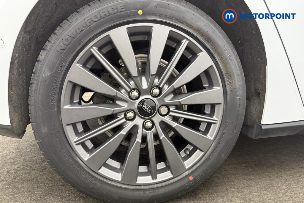 Ford Focus Titanium X Manual Petrol Hatchback - Stock Number (1559984) - 10th supplementary image