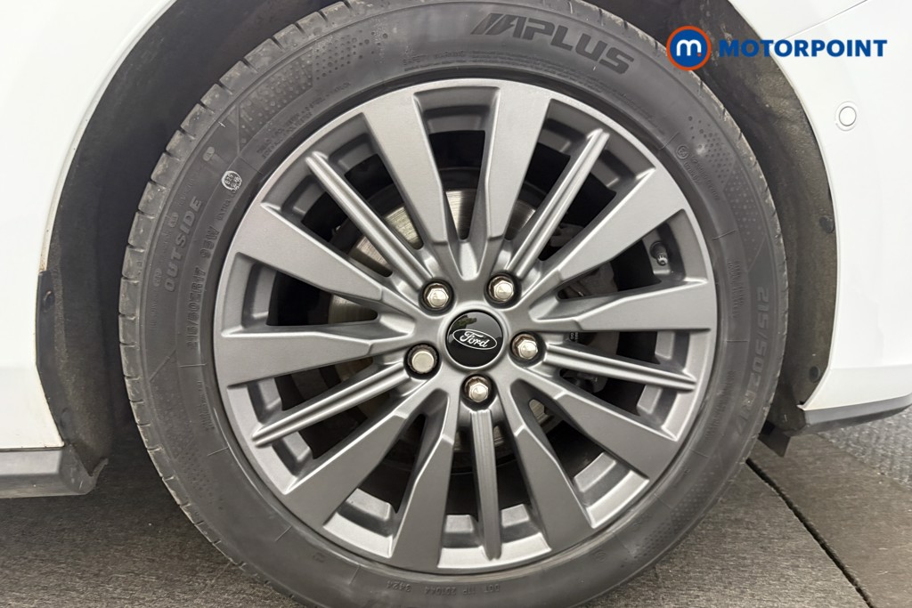 Ford Focus Titanium X Manual Petrol Hatchback - Stock Number (1559984) - 11th supplementary image