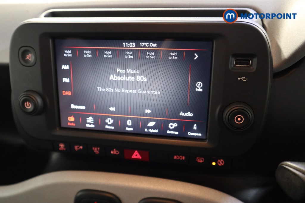 Fiat Panda City Cross Manual Petrol-Electric Hybrid Hatchback - Stock Number (1560019) - 6th supplementary image