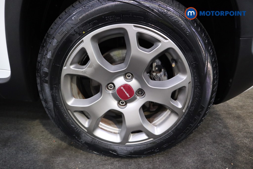Fiat Panda City Cross Manual Petrol-Electric Hybrid Hatchback - Stock Number (1560019) - 13th supplementary image
