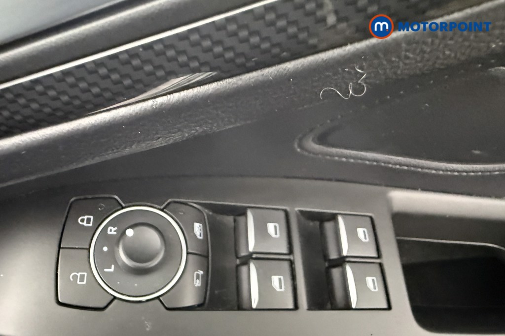 Ford Focus St-Line Manual Petrol Hatchback - Stock Number (1561308) - 19th supplementary image