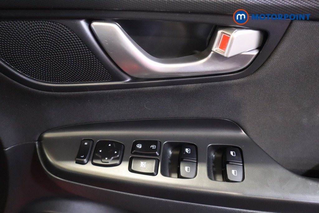 Hyundai Kona Se Connect Manual Petrol-Electric Hybrid SUV - Stock Number (1561423) - 15th supplementary image