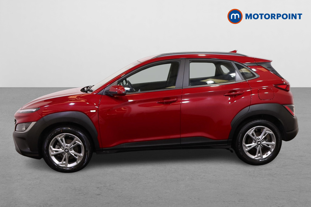 Hyundai Kona Se Connect Manual Petrol-Electric Hybrid SUV - Stock Number (1561423) - Passenger side