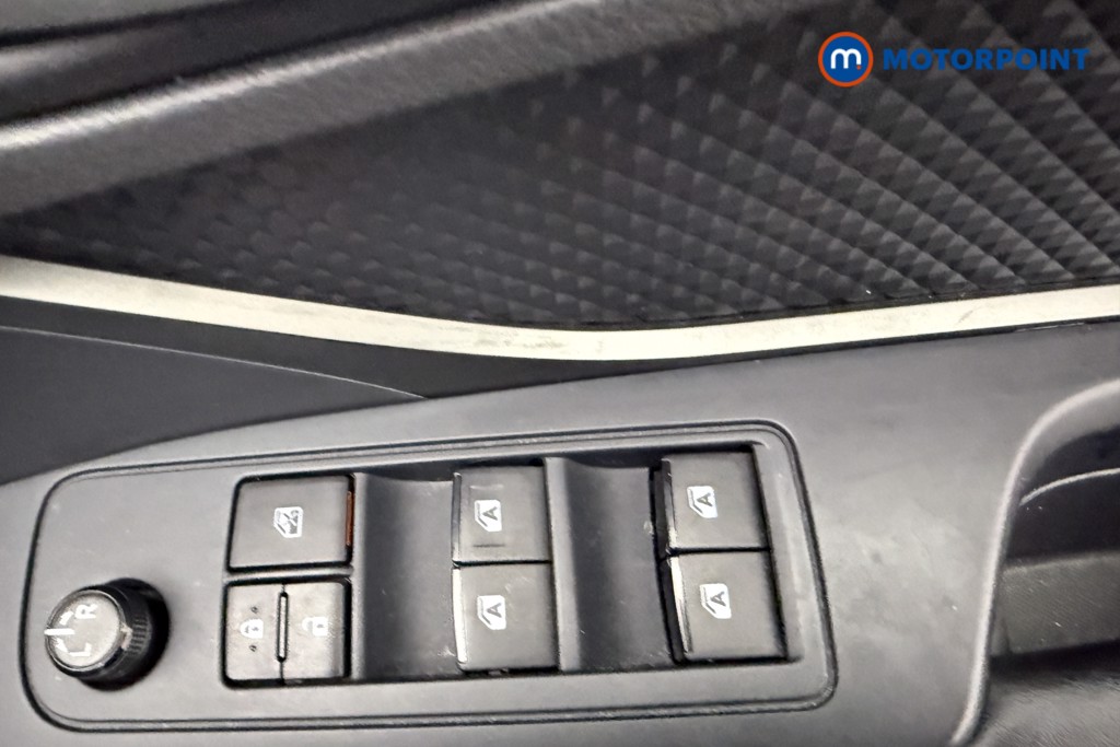 Toyota C-Hr Icon Manual Petrol SUV - Stock Number (1561907) - 18th supplementary image