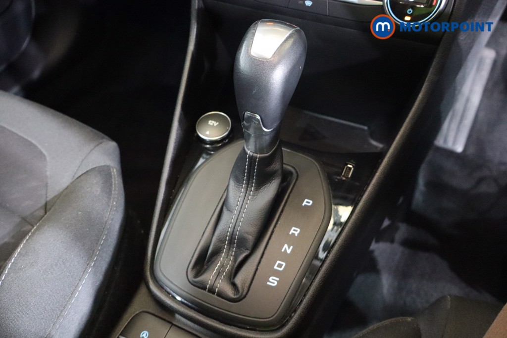 Ford Fiesta Titanium Automatic Petrol Hatchback - Stock Number (1561947) - 12th supplementary image