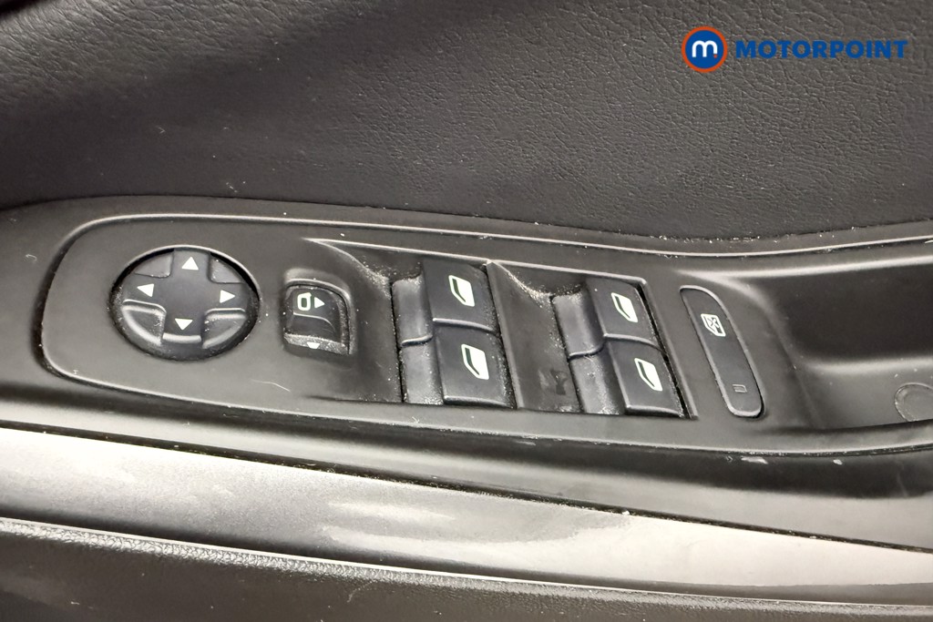 Vauxhall Grandland X Sri Nav Manual Petrol SUV - Stock Number (1562554) - 17th supplementary image