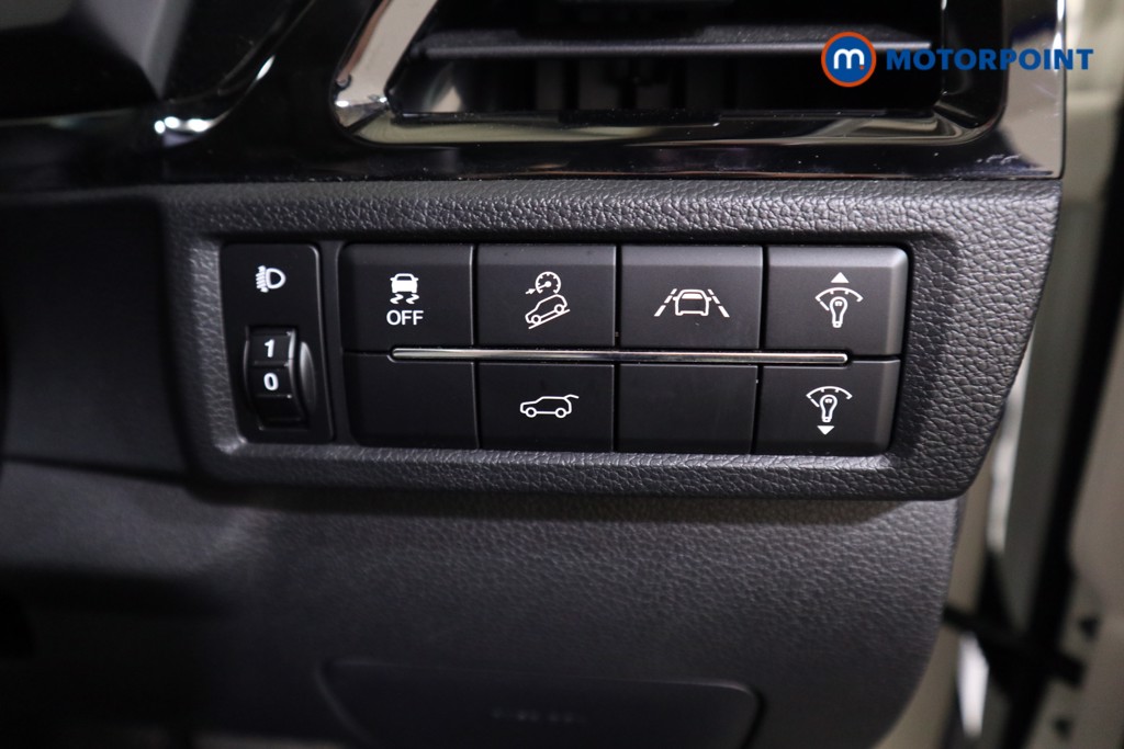 Ssangyong Korando Ultimate Automatic Electric SUV - Stock Number (1562905) - 9th supplementary image