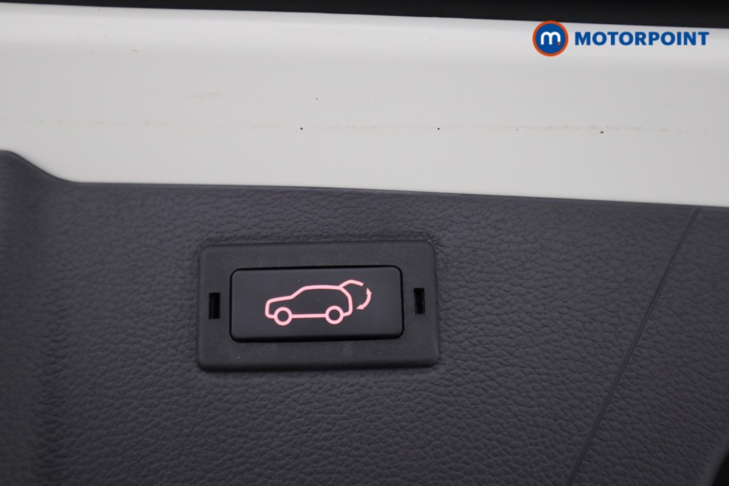 Ssangyong Korando Ultimate Automatic Electric SUV - Stock Number (1562905) - 15th supplementary image