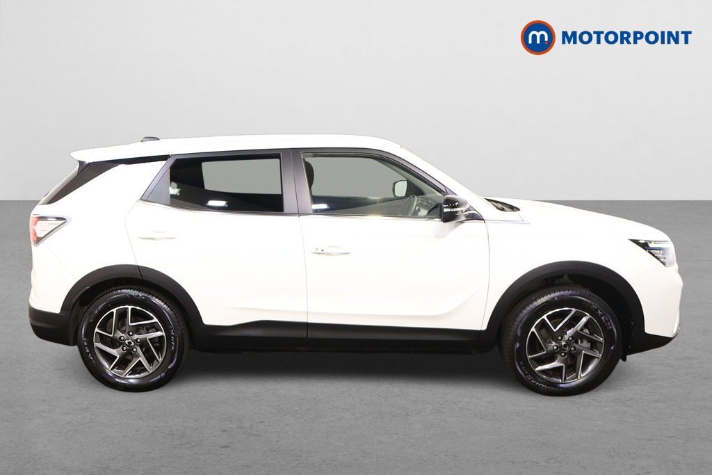 Ssangyong Korando Ultimate Automatic Electric SUV - Stock Number (1562905) - Drivers side
