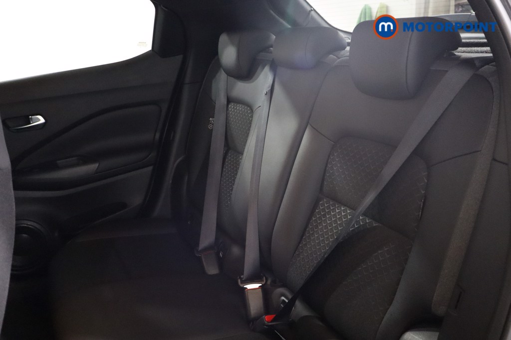 Nissan Juke N-Connecta Manual Petrol SUV - Stock Number (1563448) - 20th supplementary image