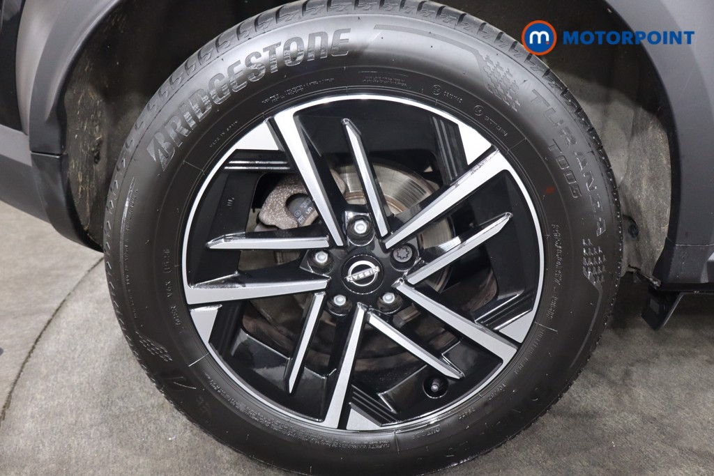 Nissan Juke N-Connecta Manual Petrol SUV - Stock Number (1563448) - 25th supplementary image