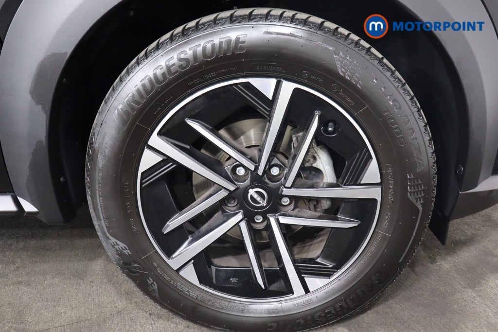 Nissan Juke N-Connecta Manual Petrol SUV - Stock Number (1563448) - 26th supplementary image