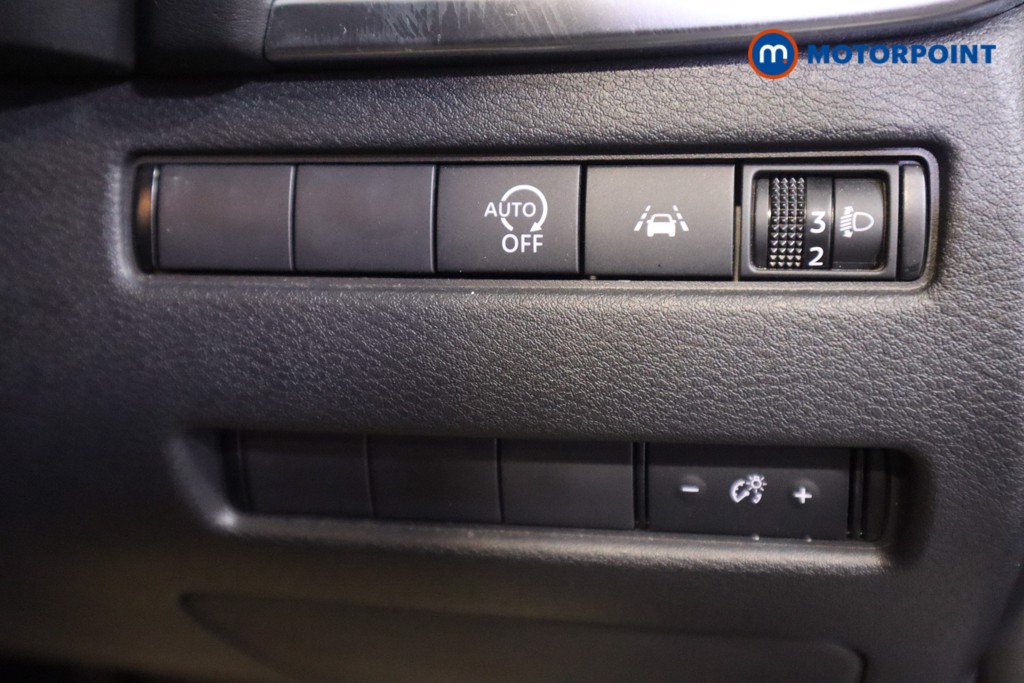 Nissan Qashqai Acenta Premium Manual Petrol SUV - Stock Number (1563663) - 10th supplementary image