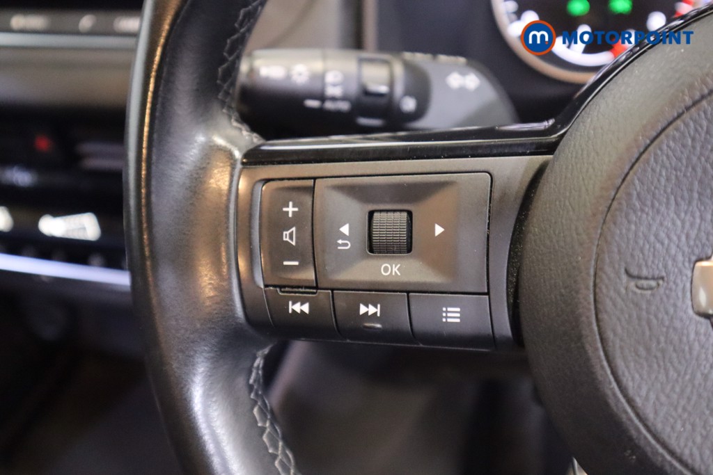 Nissan Qashqai Acenta Premium Manual Petrol SUV - Stock Number (1563663) - 12th supplementary image