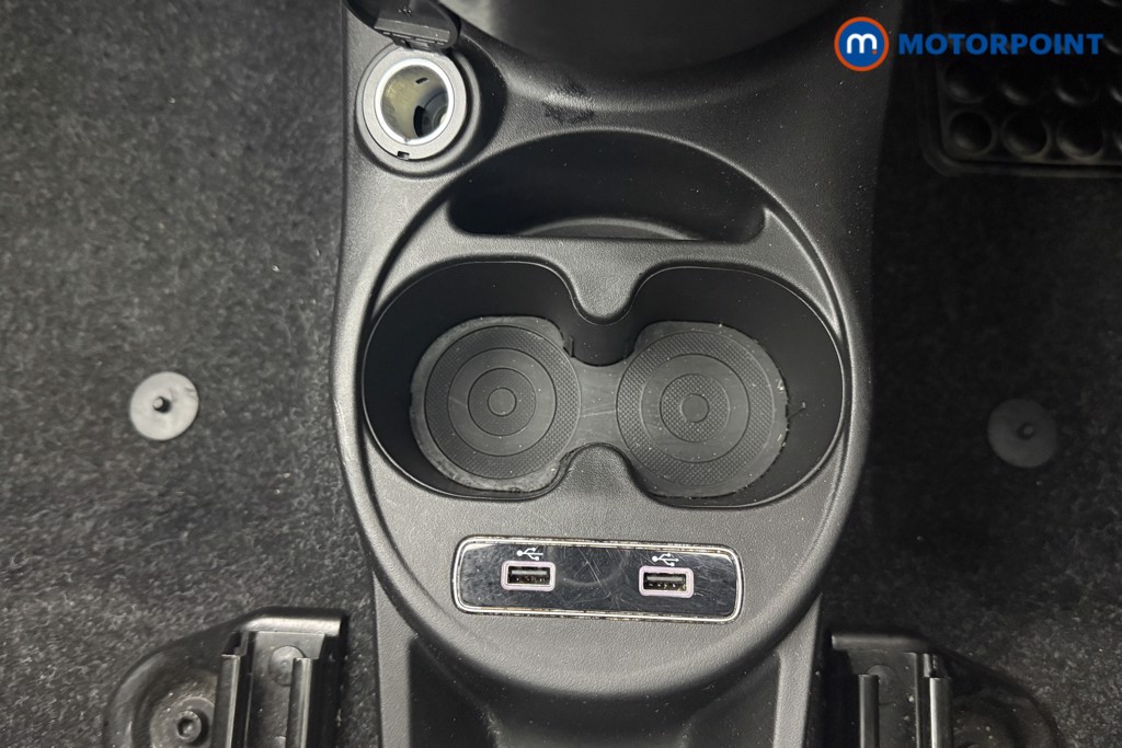 Fiat 500 1.0 Mild Hybrid 3Dr Manual Petrol-Electric Hybrid Hatchback - Stock Number (1563762) - 4th supplementary image