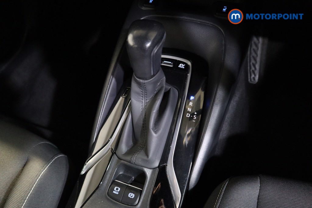 Toyota Corolla Icon Tech Automatic Petrol-Electric Hybrid Estate - Stock Number (1564003) - 8th supplementary image