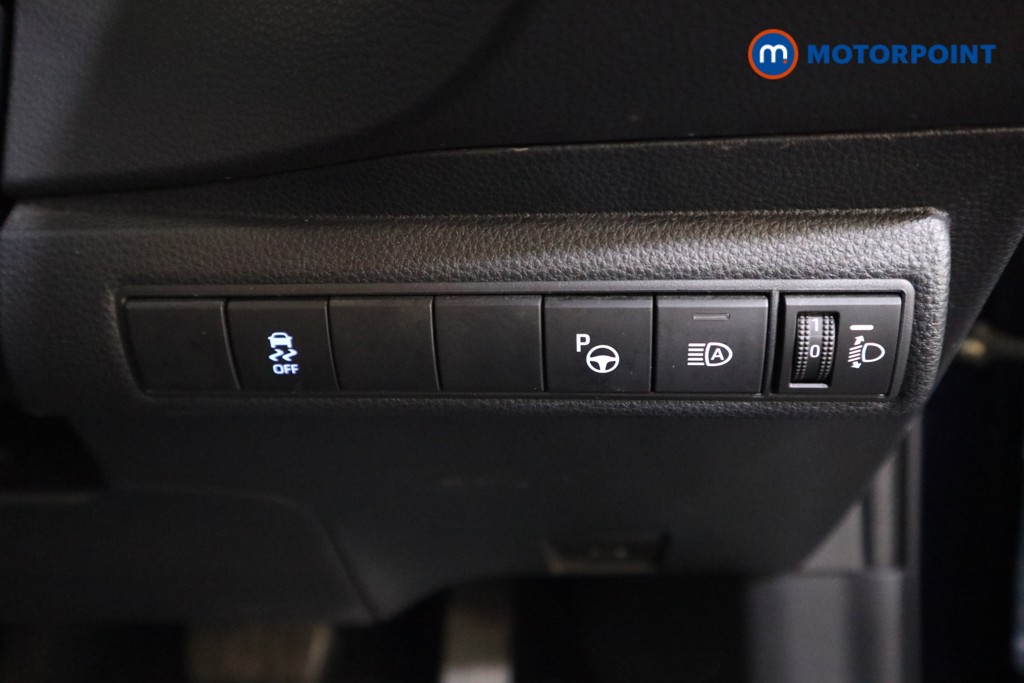 Toyota Corolla Icon Tech Automatic Petrol-Electric Hybrid Estate - Stock Number (1564003) - 9th supplementary image