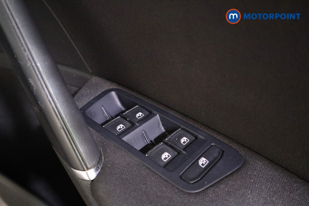 Volkswagen Golf GT Automatic Diesel Hatchback - Stock Number (1564098) - 11th supplementary image