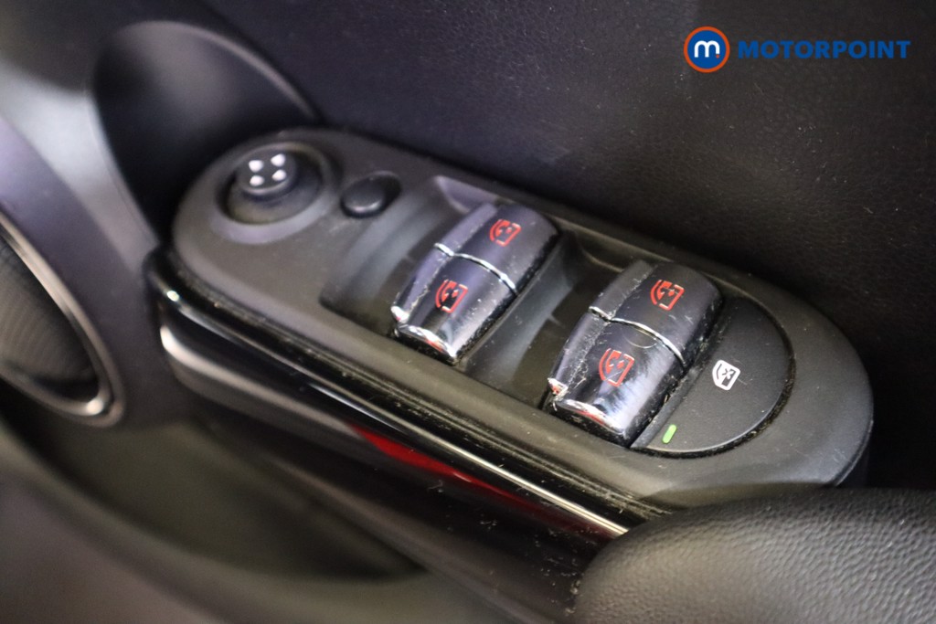 Mini Hatchback Cooper S Classic Automatic Petrol Hatchback - Stock Number (1564810) - 9th supplementary image