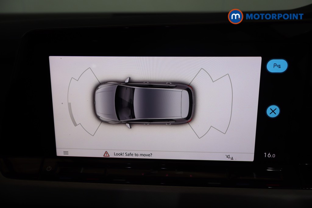 Volkswagen Golf Life Manual Petrol Hatchback - Stock Number (1564873) - 4th supplementary image