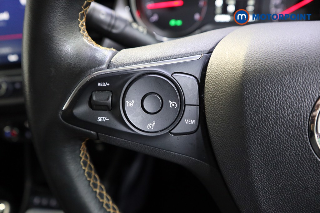 Vauxhall Crossland X Tech Line Nav Manual Petrol SUV - Stock Number (1565193) - 3rd supplementary image