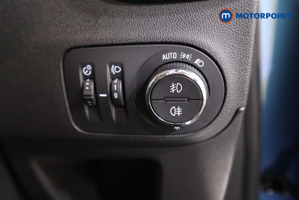 Vauxhall Crossland X Tech Line Nav Manual Petrol SUV - Stock Number (1565193) - 9th supplementary image