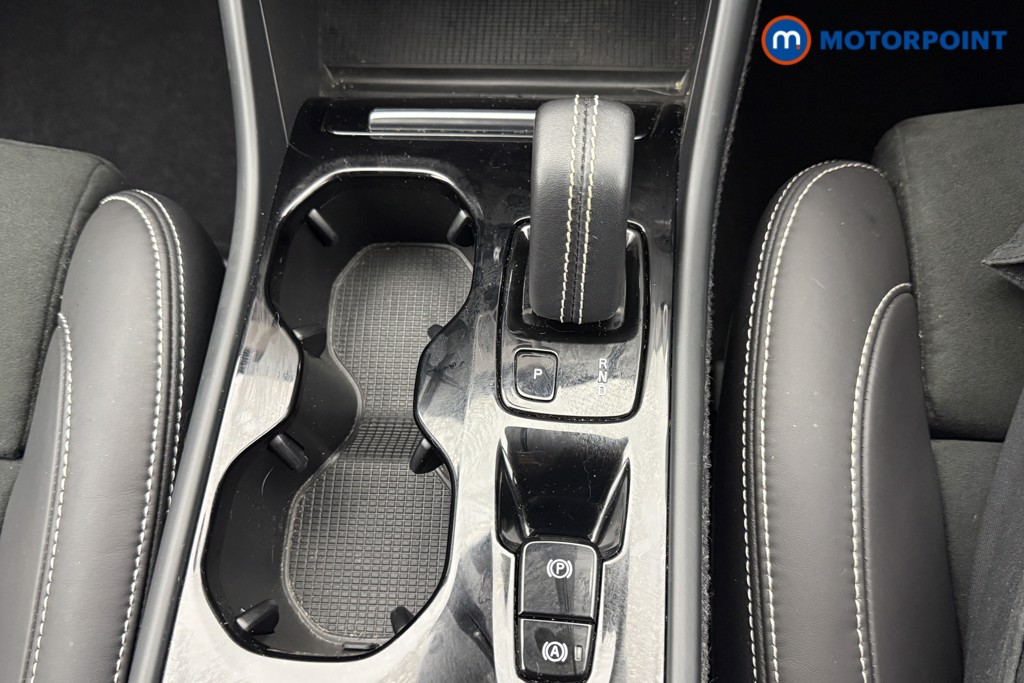 Volvo Xc40 R Design Automatic Petrol SUV - Stock Number (1565486) - 5th supplementary image