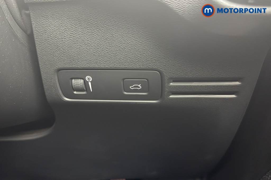 Volvo Xc40 Inscription Pro Automatic Petrol SUV - Stock Number (1565497) - 12th supplementary image
