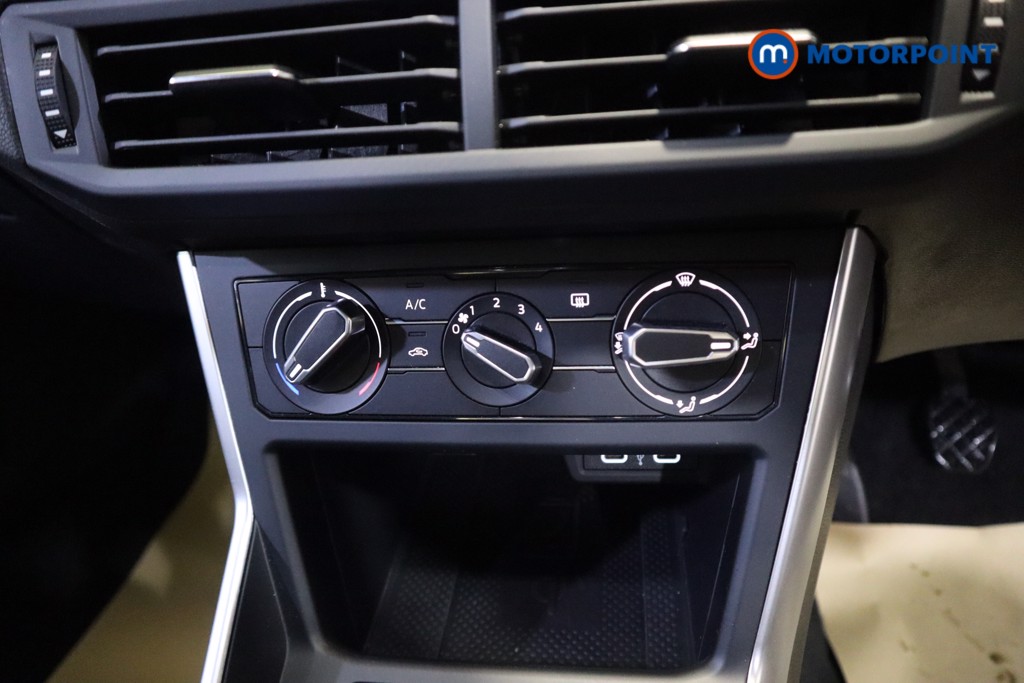 Volkswagen Taigo Life Manual Petrol SUV - Stock Number (1565542) - 5th supplementary image